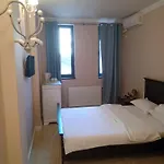Adrys Boutique بيت ضيافة كونستانتا