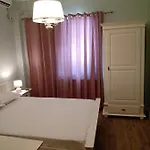 Adrys Boutique בית הארחה קונסטנצה