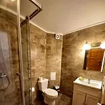 בית הארחה Adrys Boutique 3*