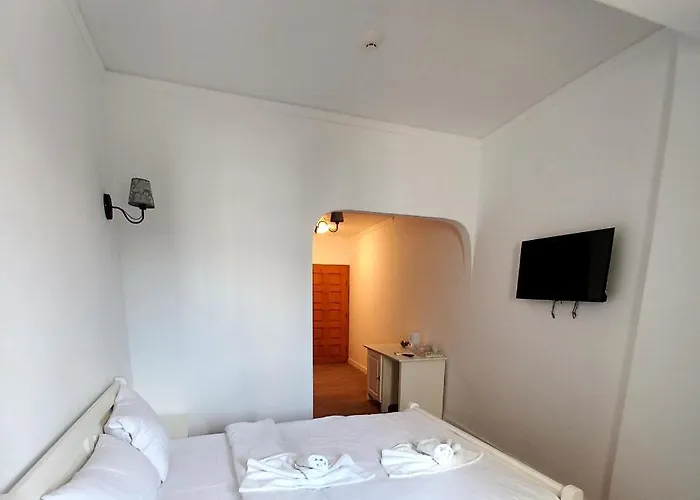 Guest house Adrys Boutique 4*