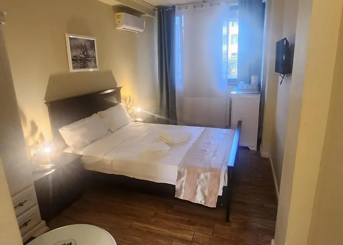 Guest house Adrys Boutique 4*